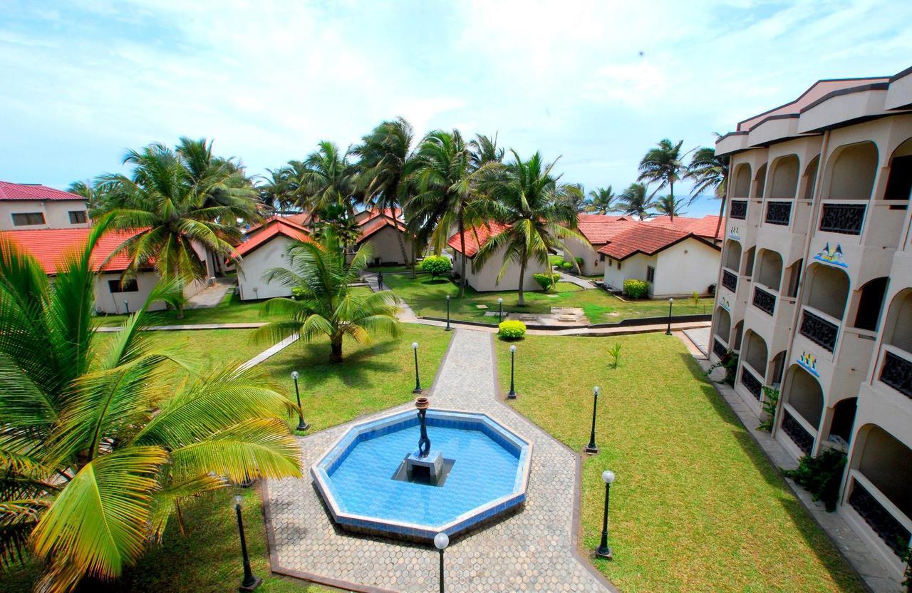 Ramada Resort Accra Exterior photo