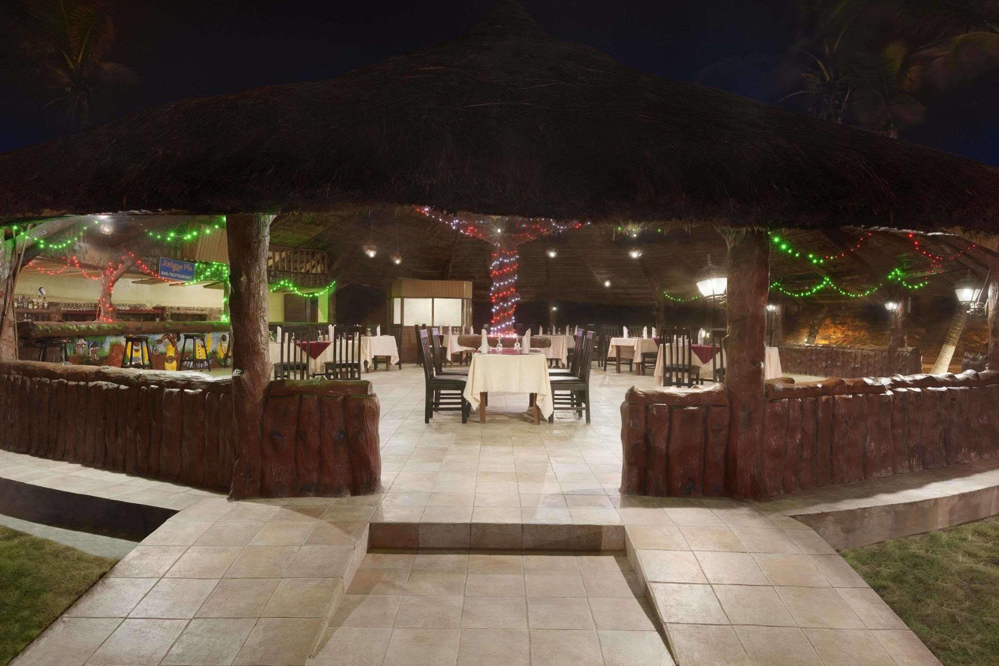 Ramada Resort Accra Exterior photo