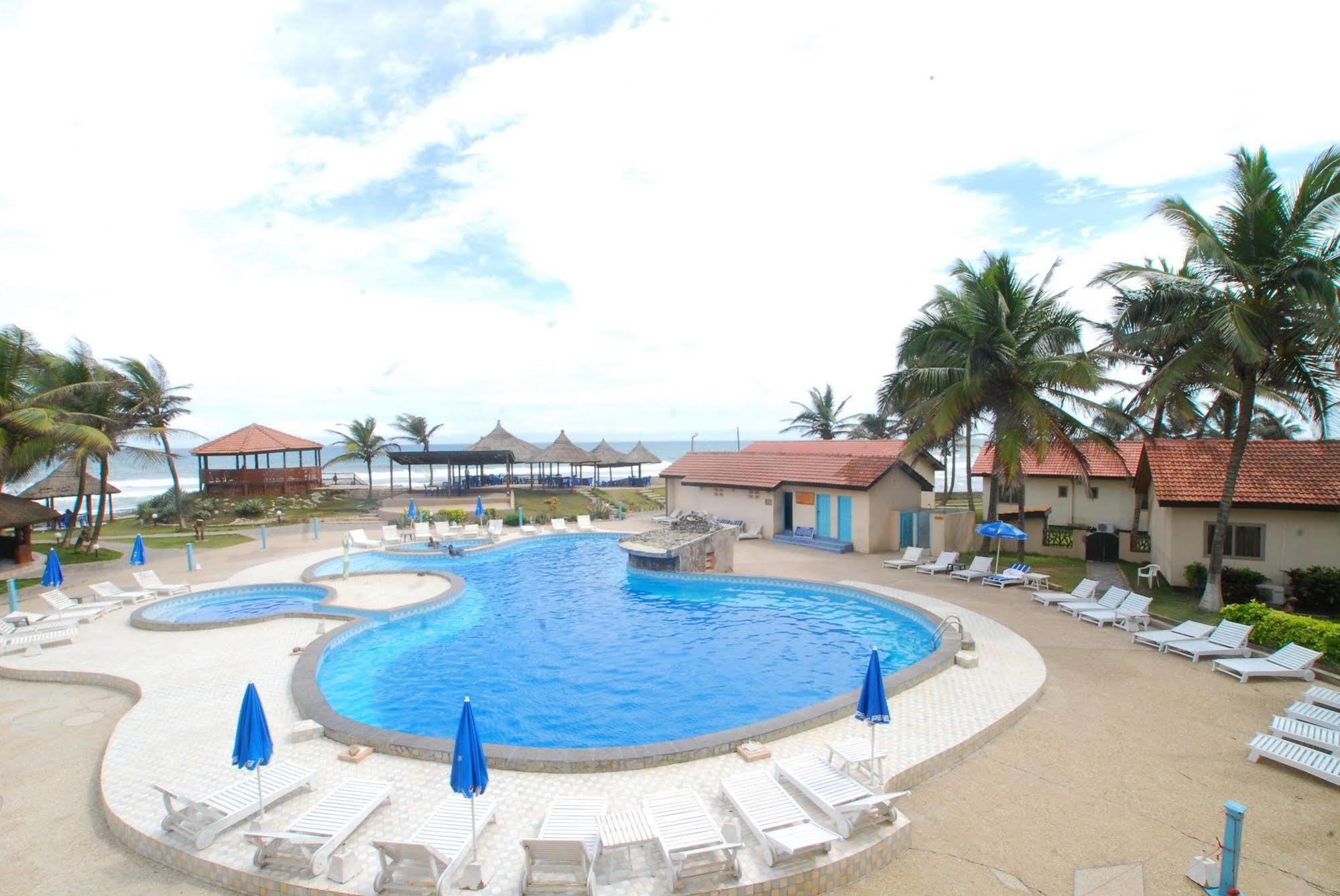 Ramada Resort Accra Exterior photo